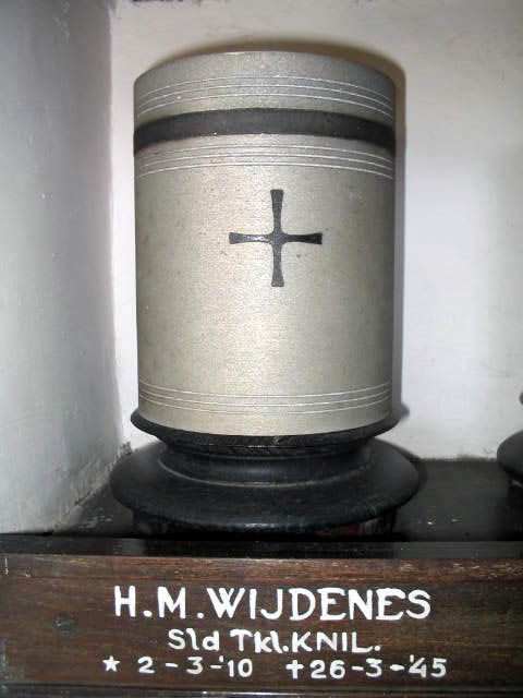 Afbeelding van graf of monument van Hendrik Maarten Wijdenes