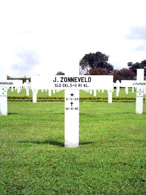 Afbeelding van graf of monument van Jacobus Zonneveld
