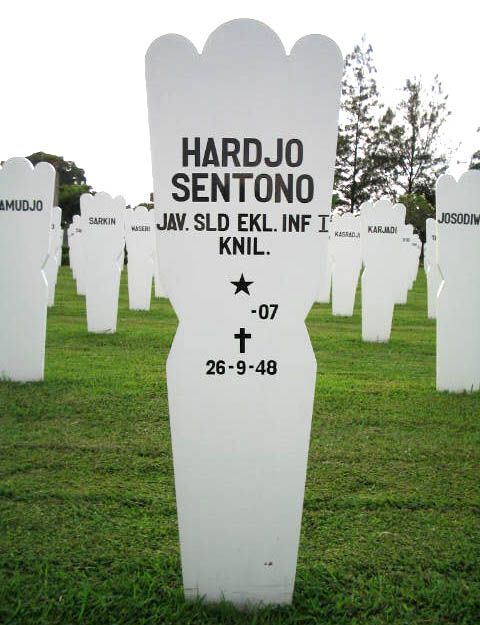 Afbeelding van graf of monument van Hardjosentono