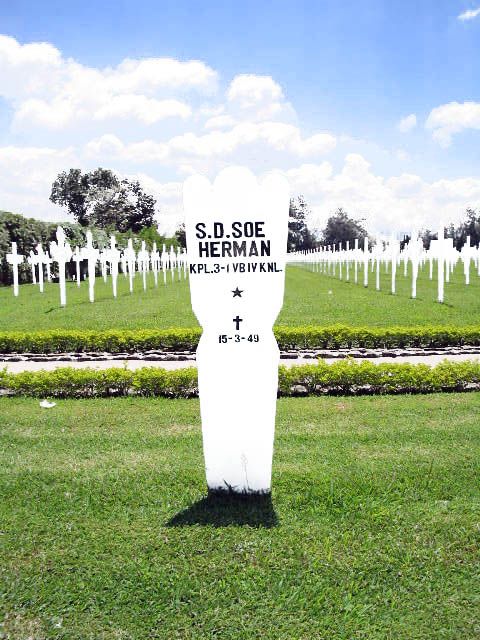 Afbeelding van graf of monument van S.D. Soeherman