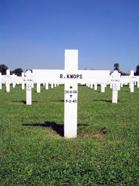 Afbeelding van graf of monument van Rolf Knops