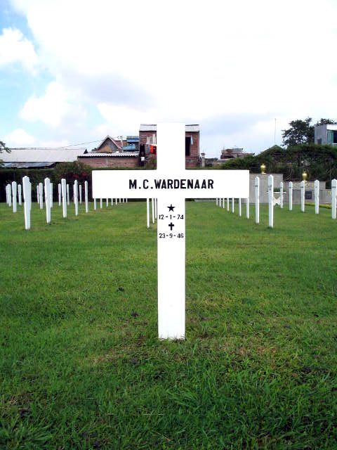 Afbeelding van graf of monument van Meindert Charles Wardenaar