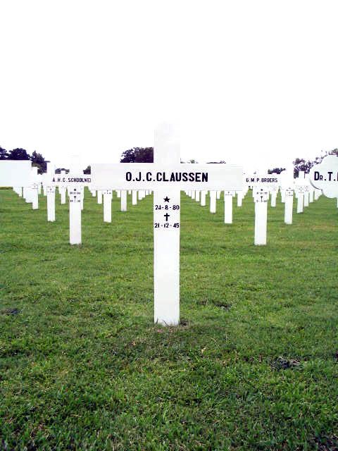 Afbeelding van graf of monument van Osca Jacob Carel Claussen