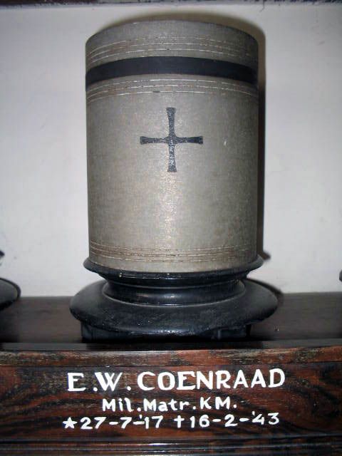 Afbeelding van graf of monument van Eduard Willem Coenraad