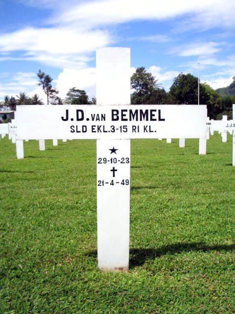 Afbeelding van graf of monument van Jacobus Daniël van Bemmel
