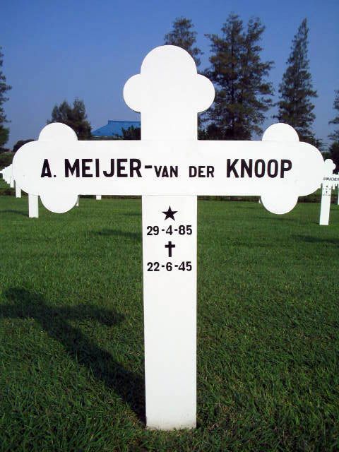Afbeelding van graf of monument van Antje Meijer-van der Knoop