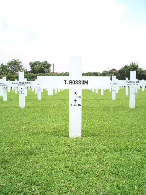 Afbeelding van graf of monument van T. Rossum