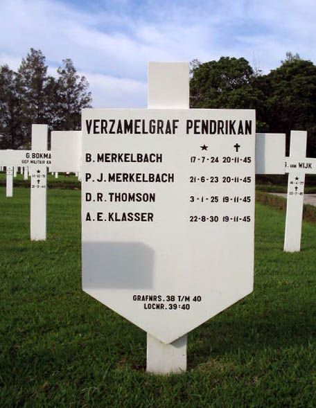 Kopie van Kopie van merkel bach b.2004.jpg