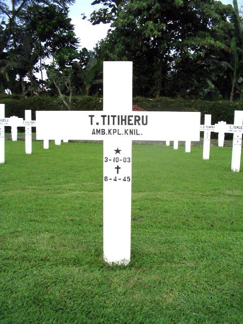 Afbeelding van graf of monument van Theophilus Titiheru