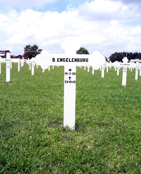 Afbeelding van graf of monument van Benita Engelenburg