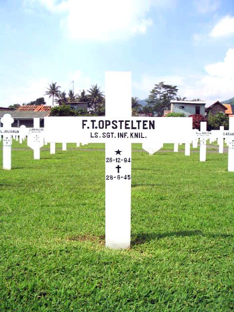 Afbeelding van graf of monument van Florus Toni Opstelten