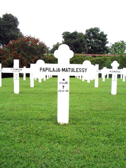 Afbeelding van graf of monument van Papilaja-Matulessy