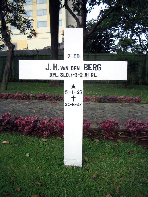 Afbeelding van graf of monument van Jan Hendrik van den Berg