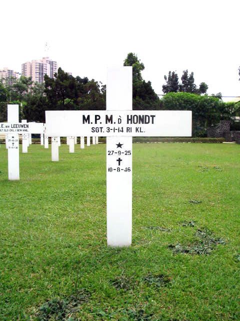 Afbeelding van graf of monument van Michel Petrus Marie d' Hondt