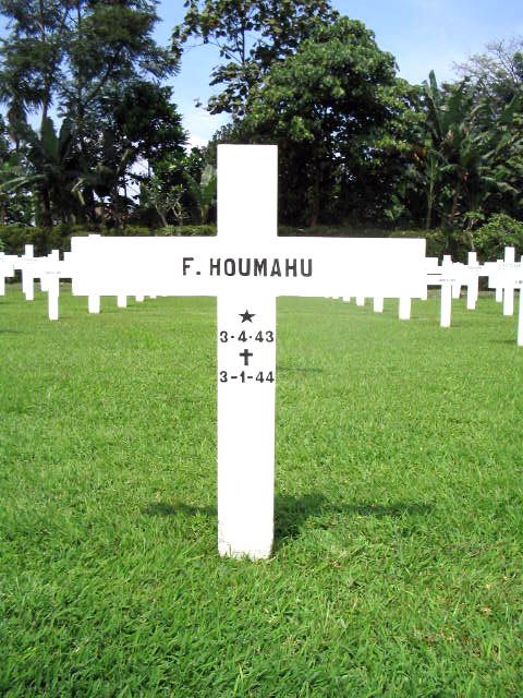 Afbeelding van graf of monument van F. Houmahu