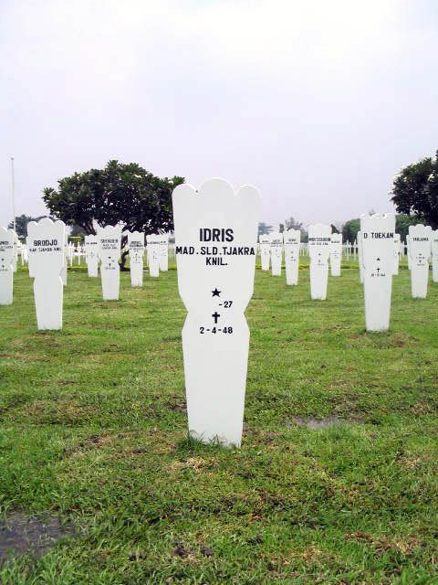 Afbeelding van graf of monument van Idris