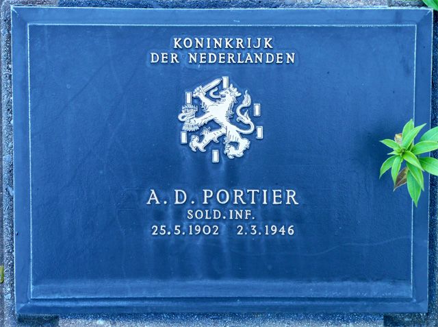 Afbeelding van graf of monument van Arend Daniël Portier