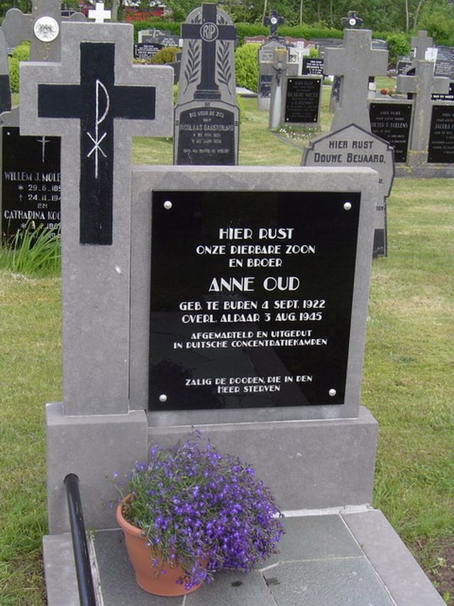 Afbeelding van graf of monument van Anne Oud