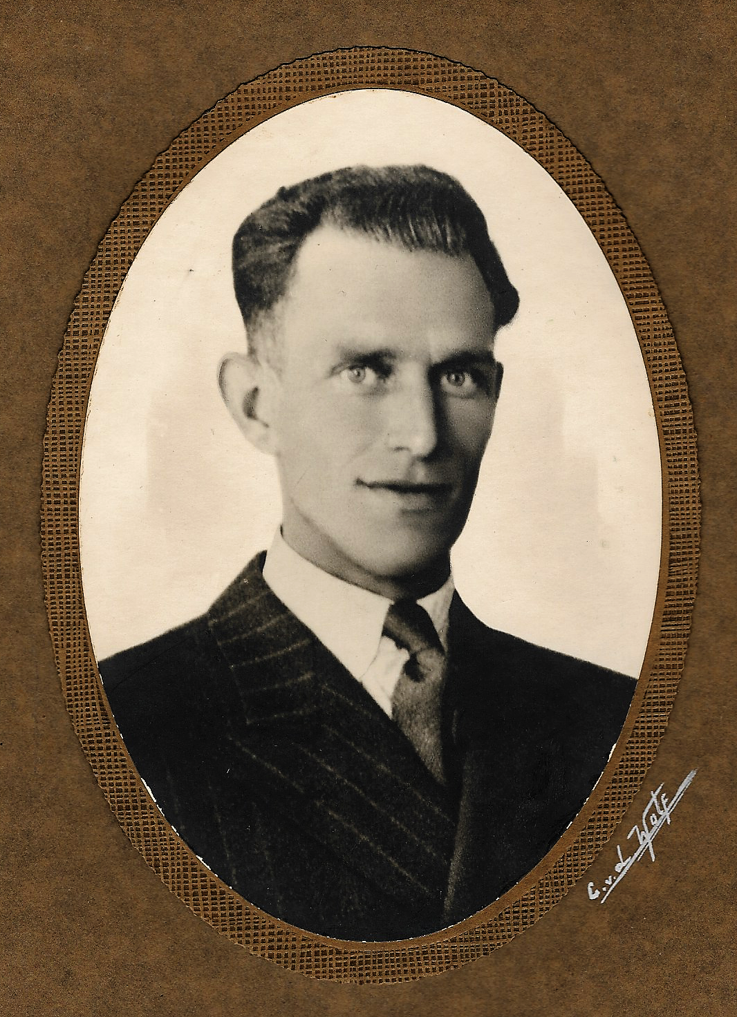D C v Ladesteijn