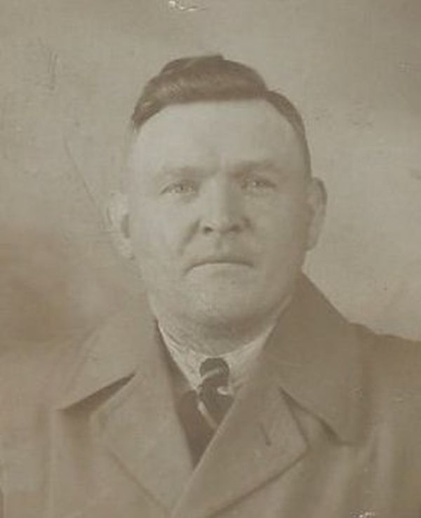 Portretfoto C.J. Levering, foto familie.jpg