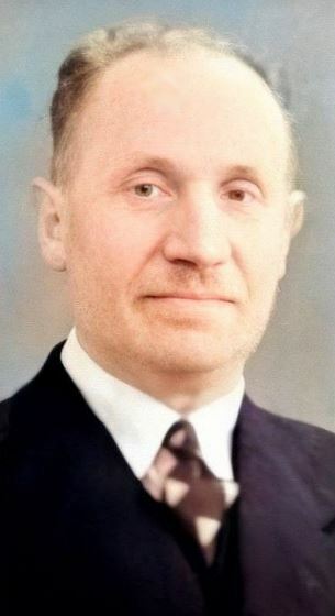 Aron Schwarzkachel
