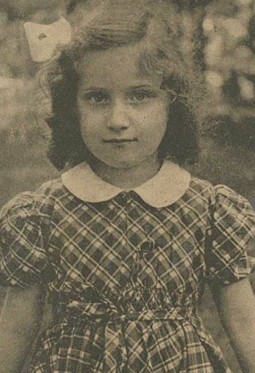 Rosemarie v d Bergh
