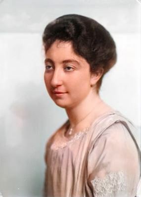 Paula Allmayer Gottfeld