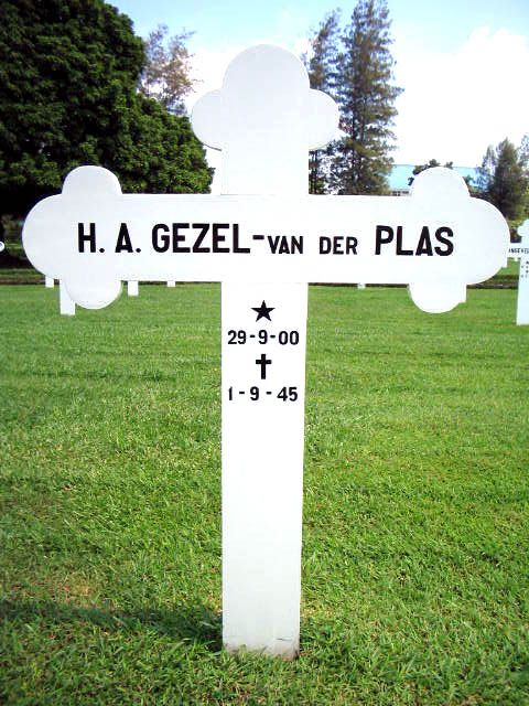 Afbeelding van graf of monument van Hendrika Anna Gezel-van der Plas