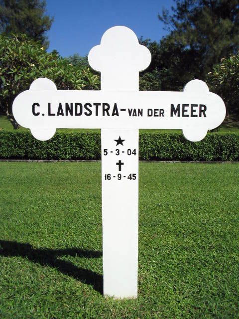landstra meer v der.c.2004.JPG