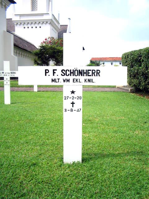 Afbeelding van graf of monument van Paul Frans Schönherr